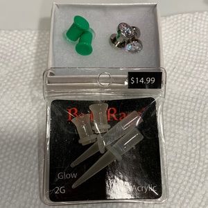 Size 2G Plugs, four sets.